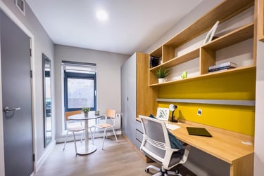 1 bed studio, Calton Road, Holyrood, Edinburgh, EH88DP - Image 5